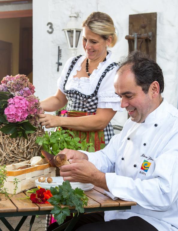 Landgasthof Gut Marienbildchen Roetgen Εξωτερικό φωτογραφία